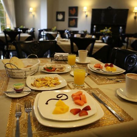 Victoria'S Park Hotel Armenia  Exterior photo