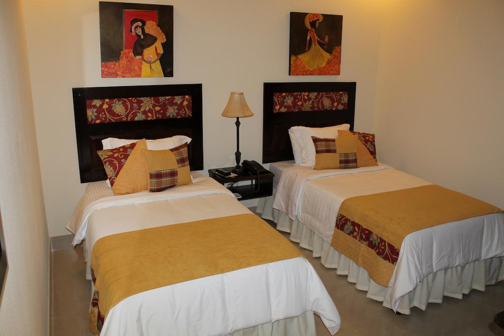 Victoria'S Park Hotel Armenia  Exterior photo